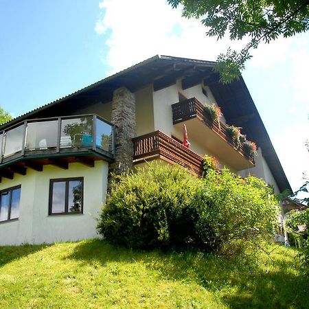 Fruehstueckspension Wiesenhaus Miesenbach  Buitenkant foto