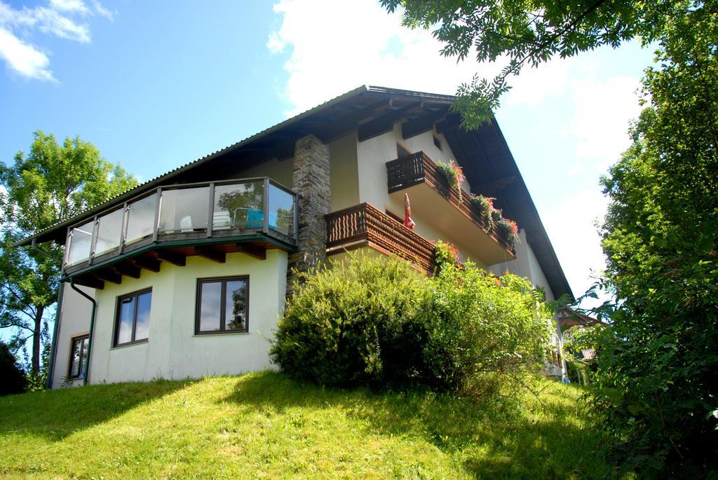 Fruehstueckspension Wiesenhaus Miesenbach  Buitenkant foto